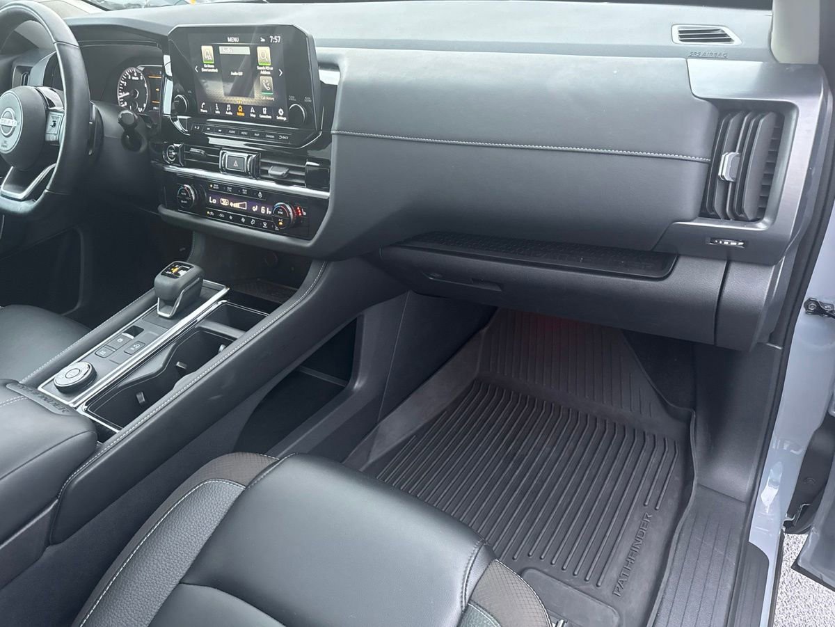 Used 2023 Nissan Pathfinder SL w/ SL Premium Package AWD/4WD image 56