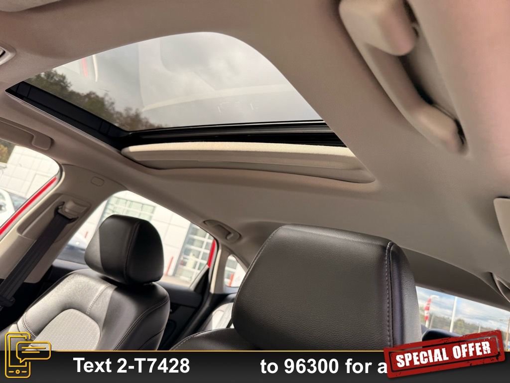 Used 2024 Honda Civic Touring image 14
