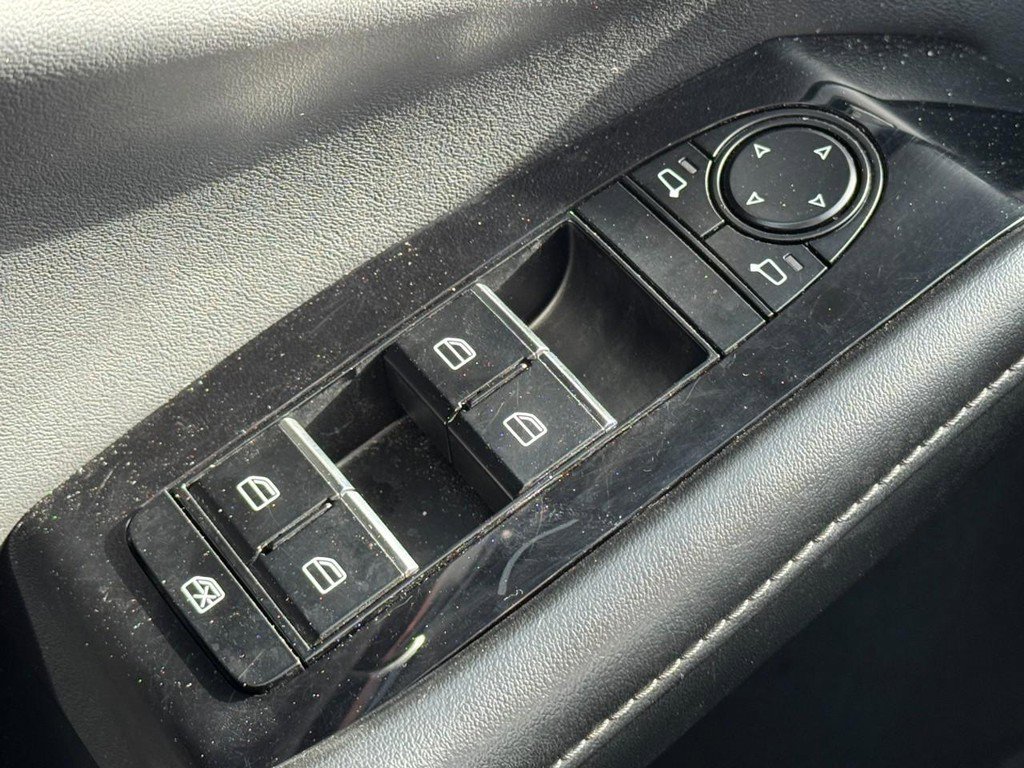 Used 2025 MAZDA CX-30 AWD 2.5 S w/ Preferred Package image 21