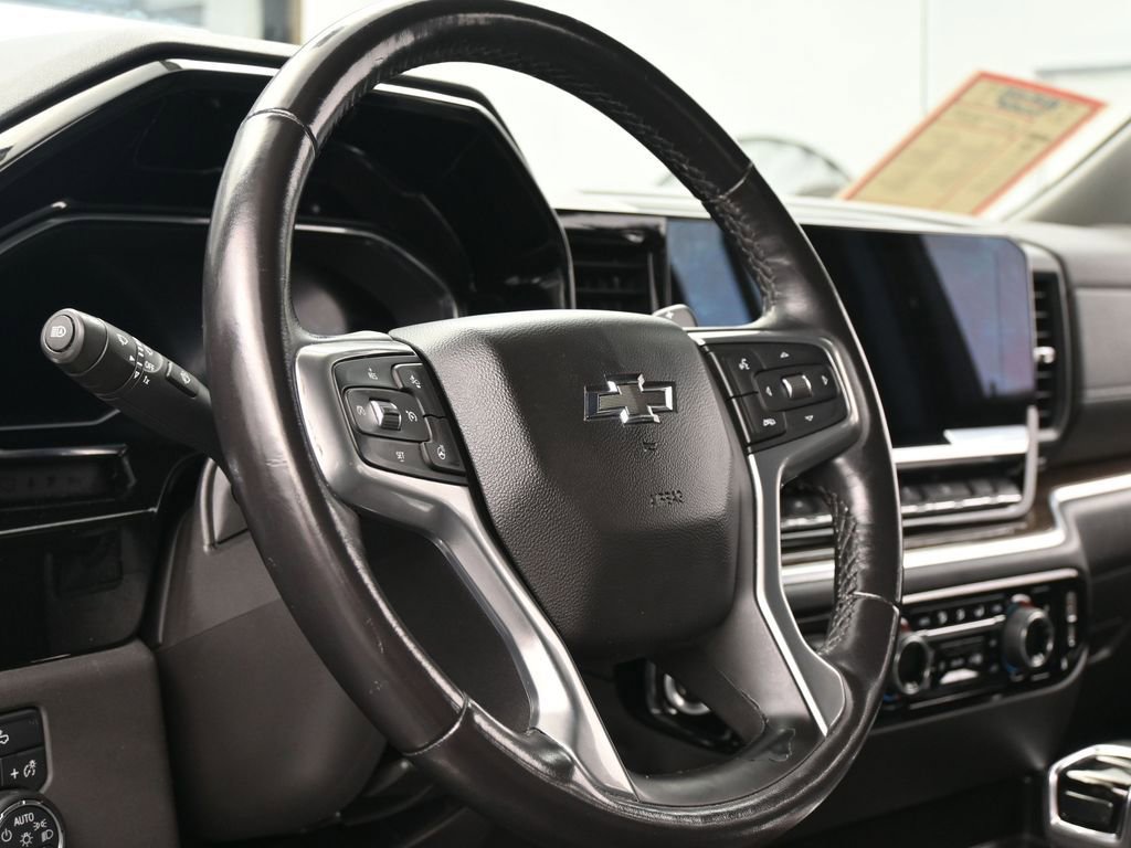 Used 2022 Chevrolet Silverado 1500 RST w/ Convenience Package II image 14