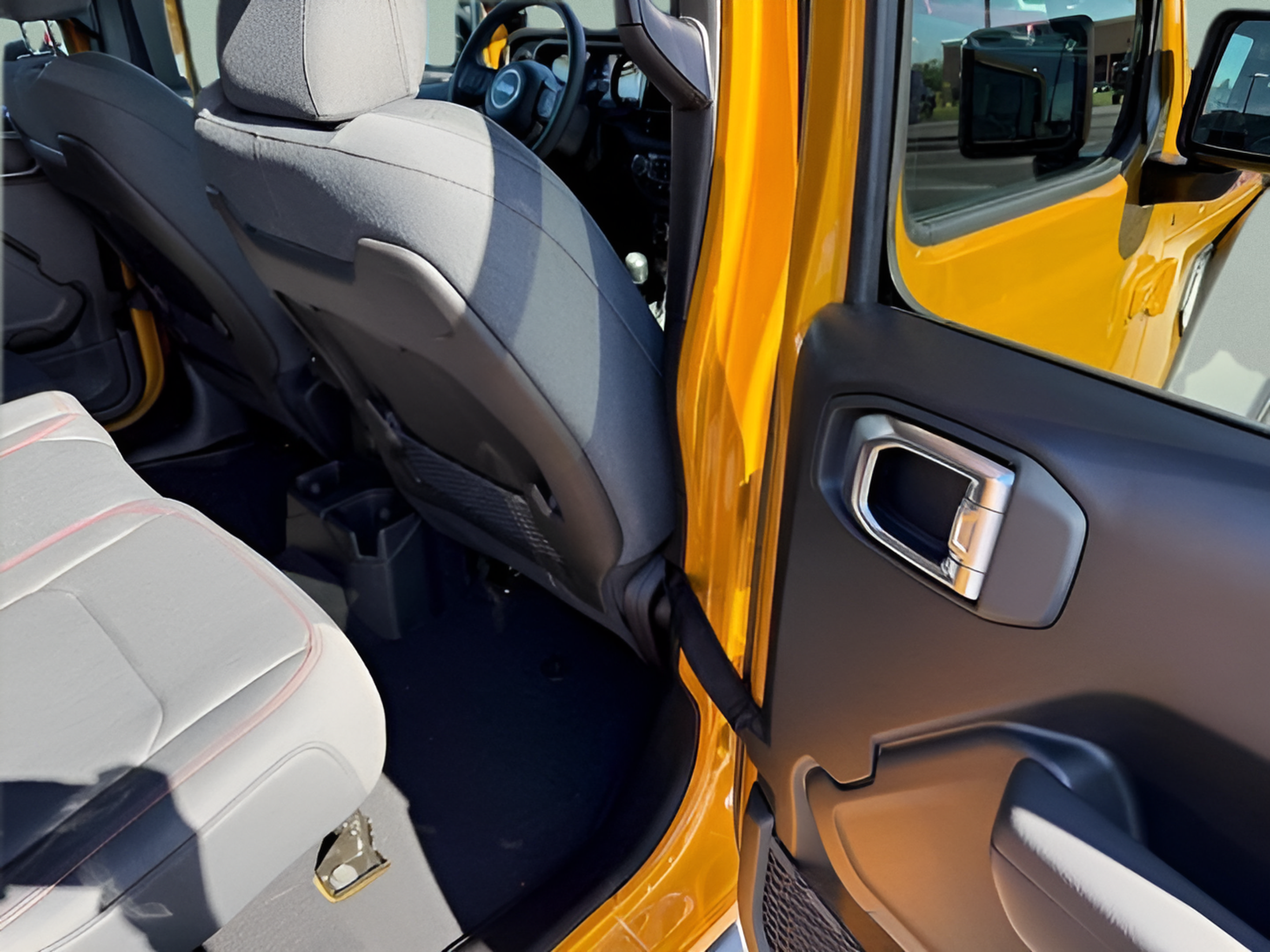 New 2026 Jeep Wrangler Unlimited Rubicon AWD/4WD image 10