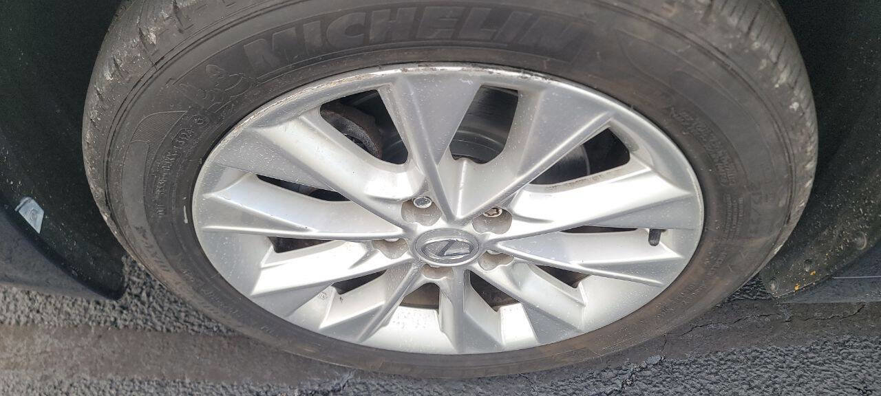 Used 2013 Lexus ES 300h image 15