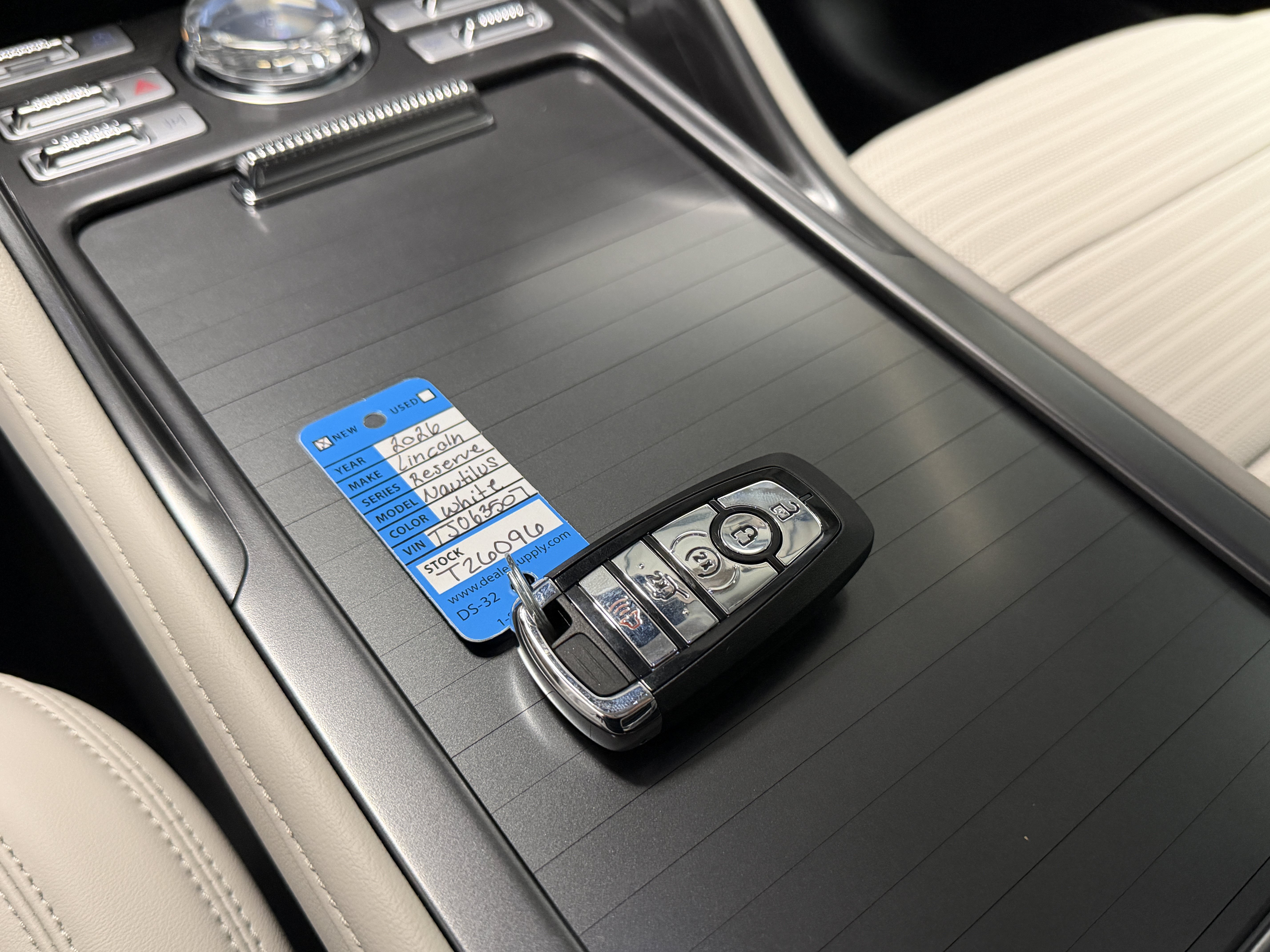 New 2026 Lincoln Nautilus Reserve AWD/4WD image 16