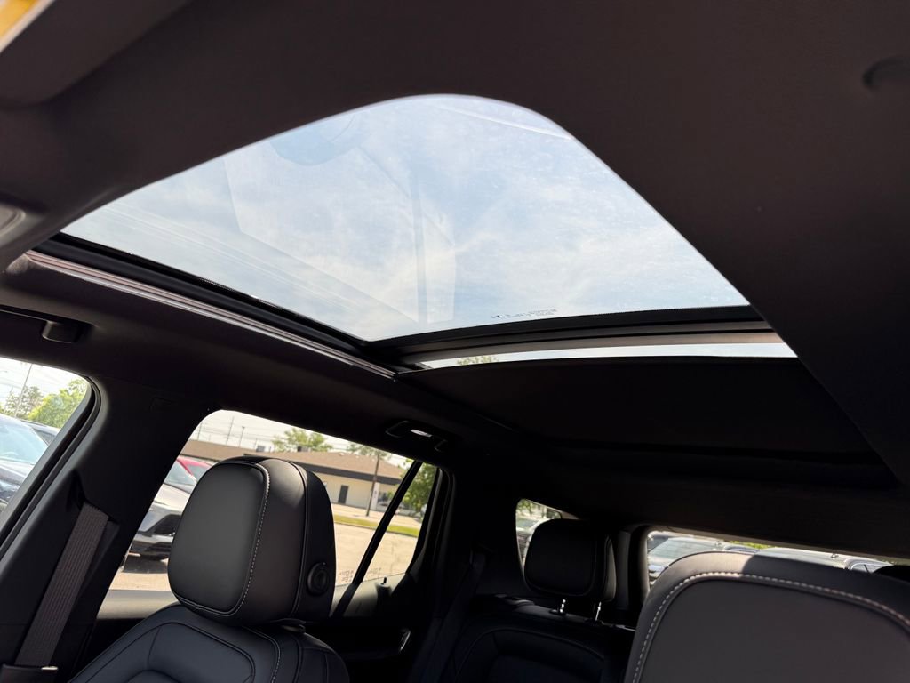 New 2026 GMC Terrain Elevation w/ Elevation Premium Package FWD image 17