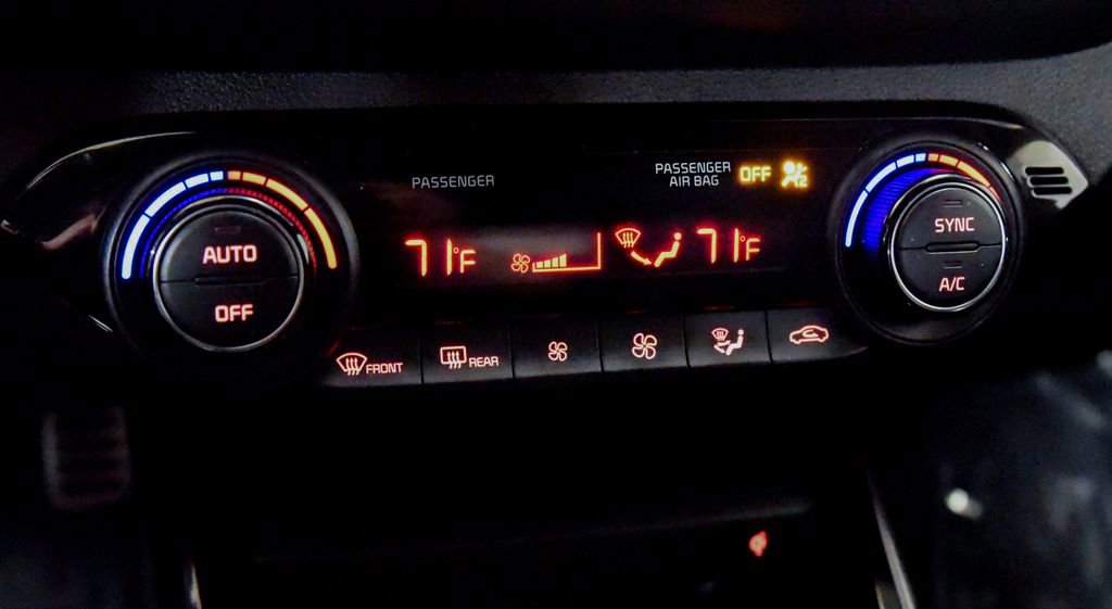 Used 2024 Kia Forte GT-Line w/ GT-Line Premium Package image 18