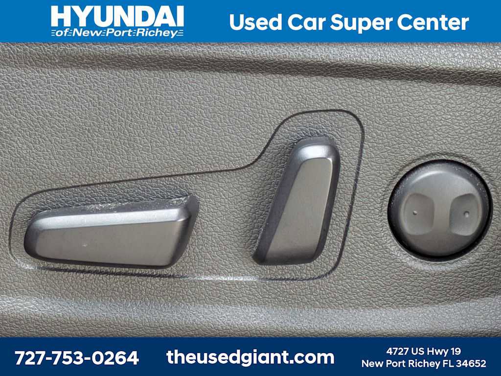 Used 2023 Hyundai Santa Fe SEL AWD/4WD image 24