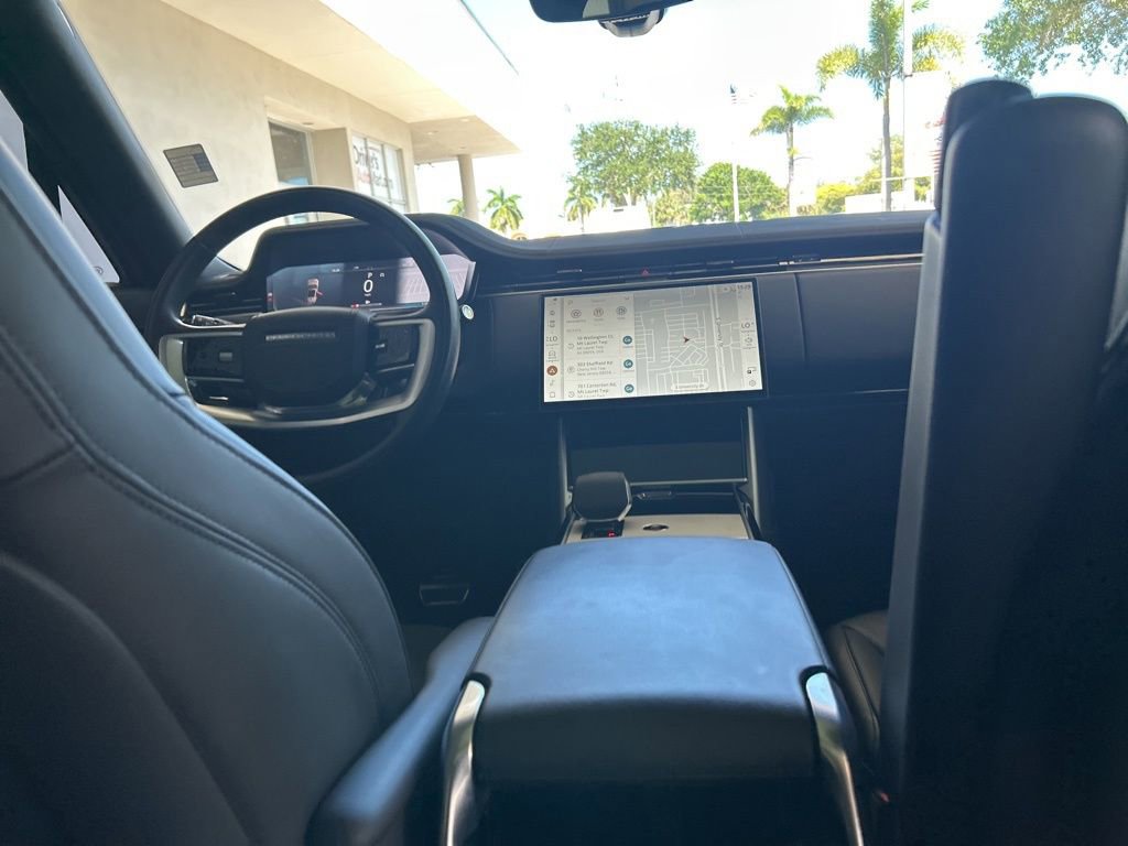 Used 2024 Land Rover Range Rover SE AWD/4WD image 31