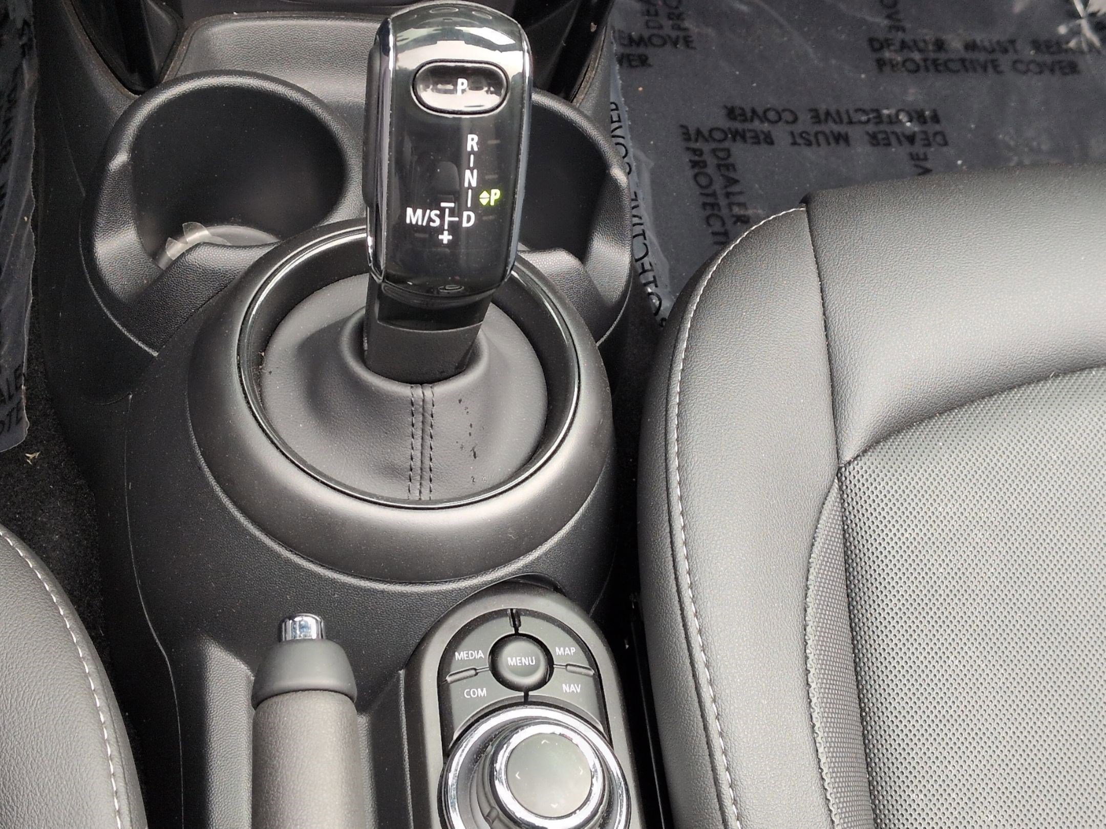 Used 2024 MINI Cooper Convertible image 26