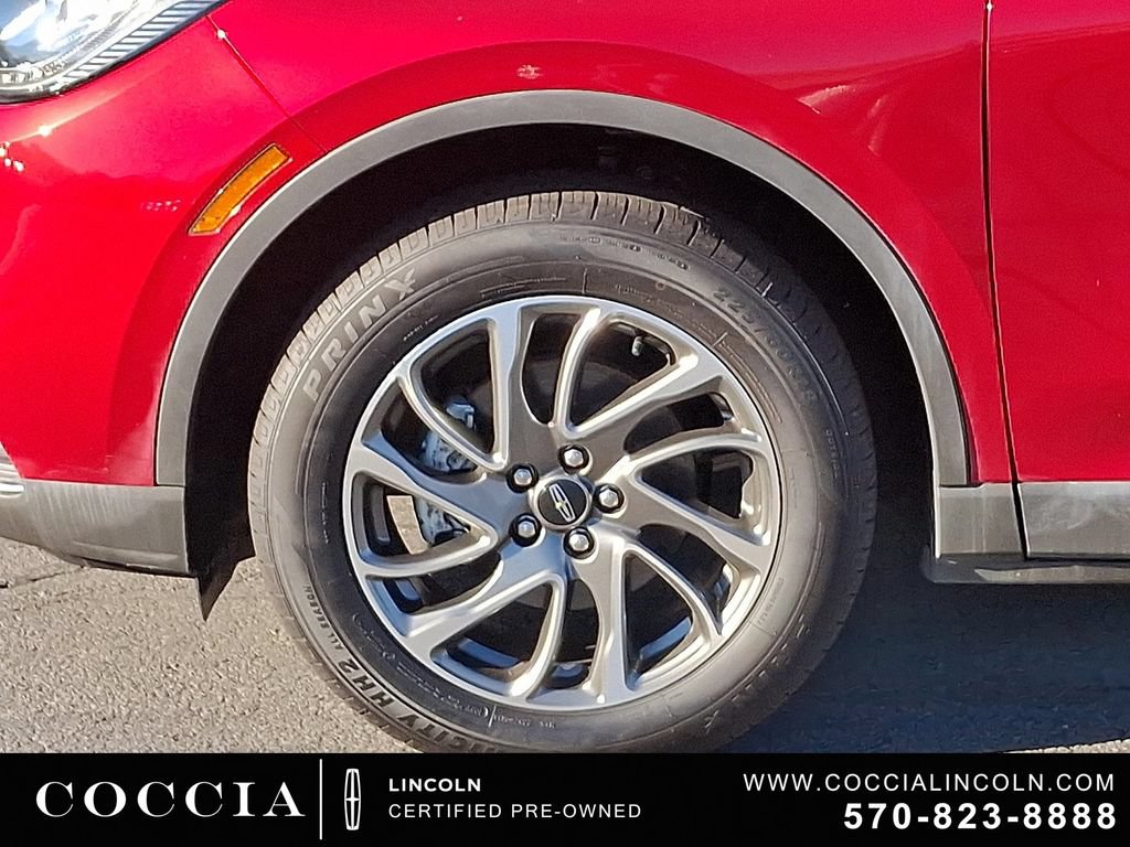 Certified 2022 Lincoln Corsair AWD w/ Equipment Group 101A image 8