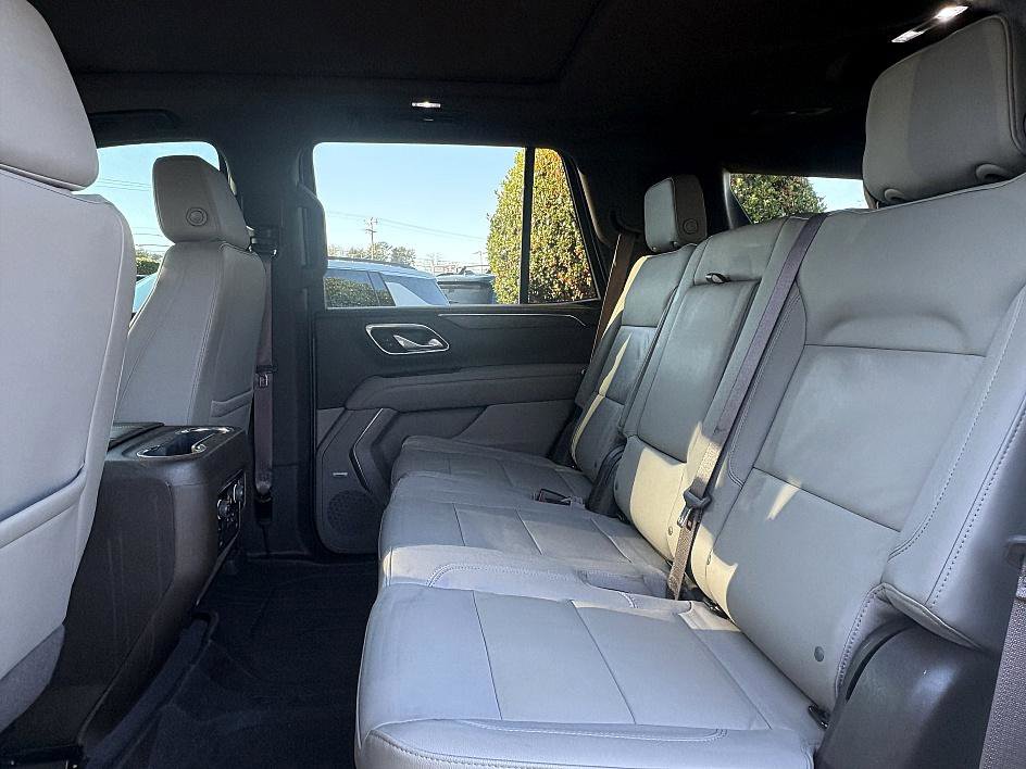 Used 2022 Chevrolet Tahoe LT w/ LT Signature Plus Package image 10