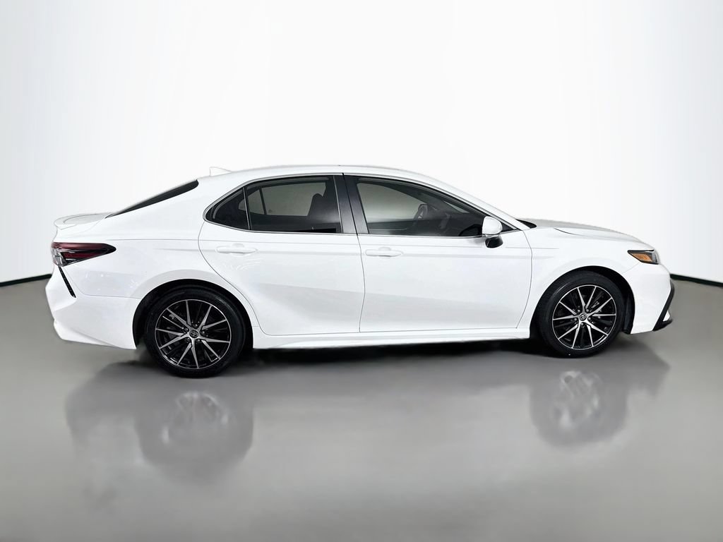 Certified 2024 Toyota Camry SE w/ Convenience Package FWD image 4