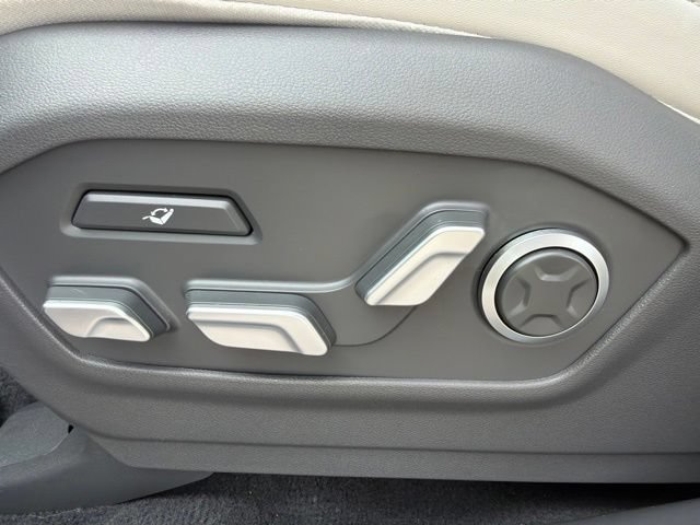 Used 2024 Hyundai Santa Fe Calligraphy AWD/4WD image 34