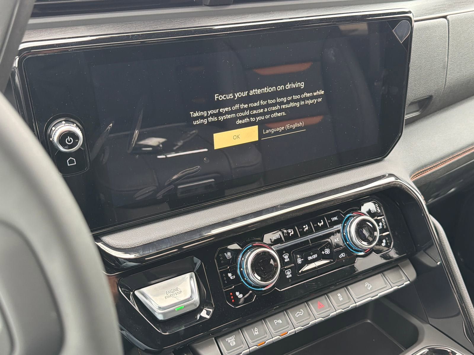 New 2026 GMC Sierra 2500 AT4 w/ AT4 Premium Plus Package AWD/4WD image 20