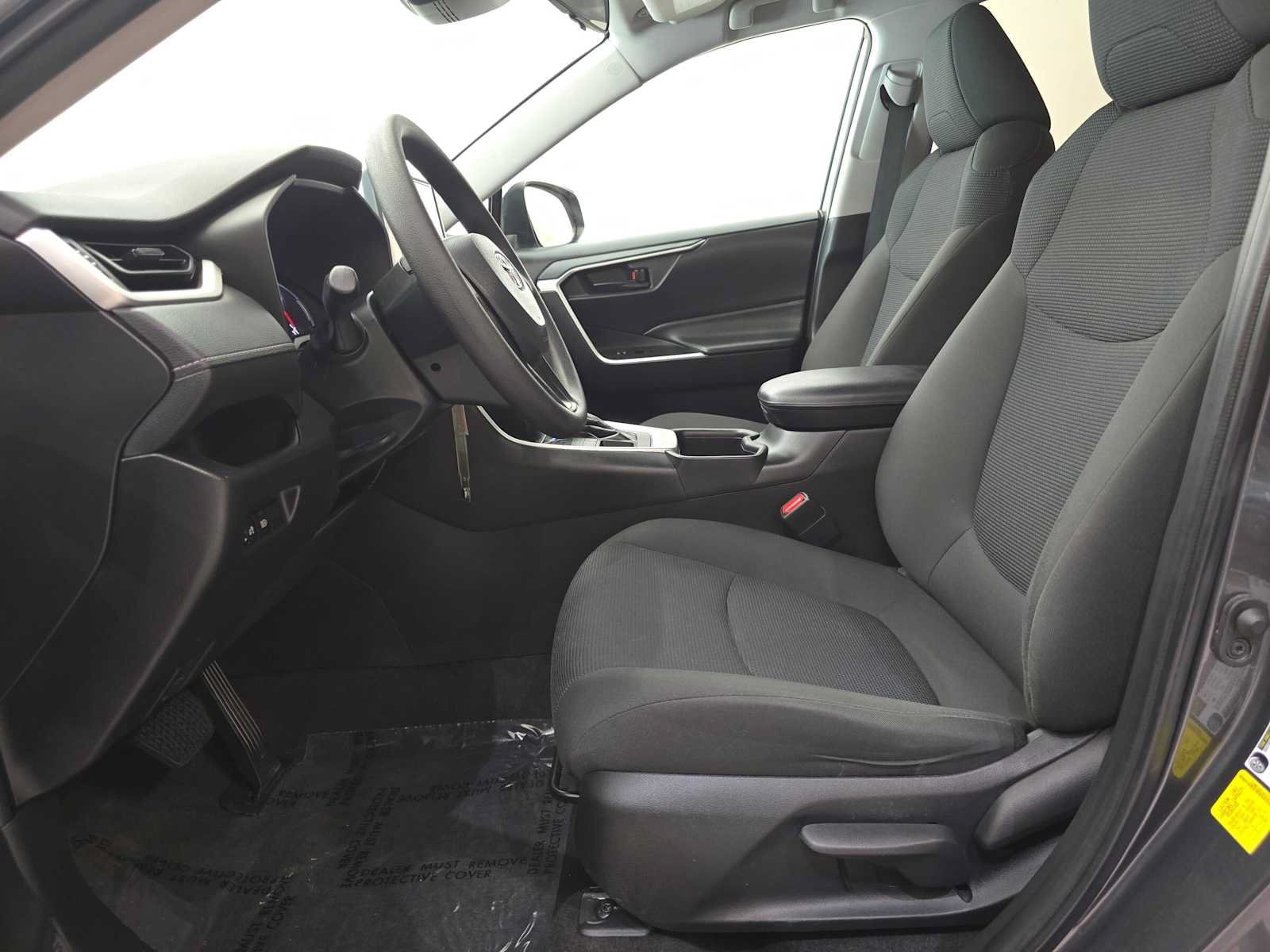 Used 2023 Toyota RAV4 LE AWD/4WD image 22