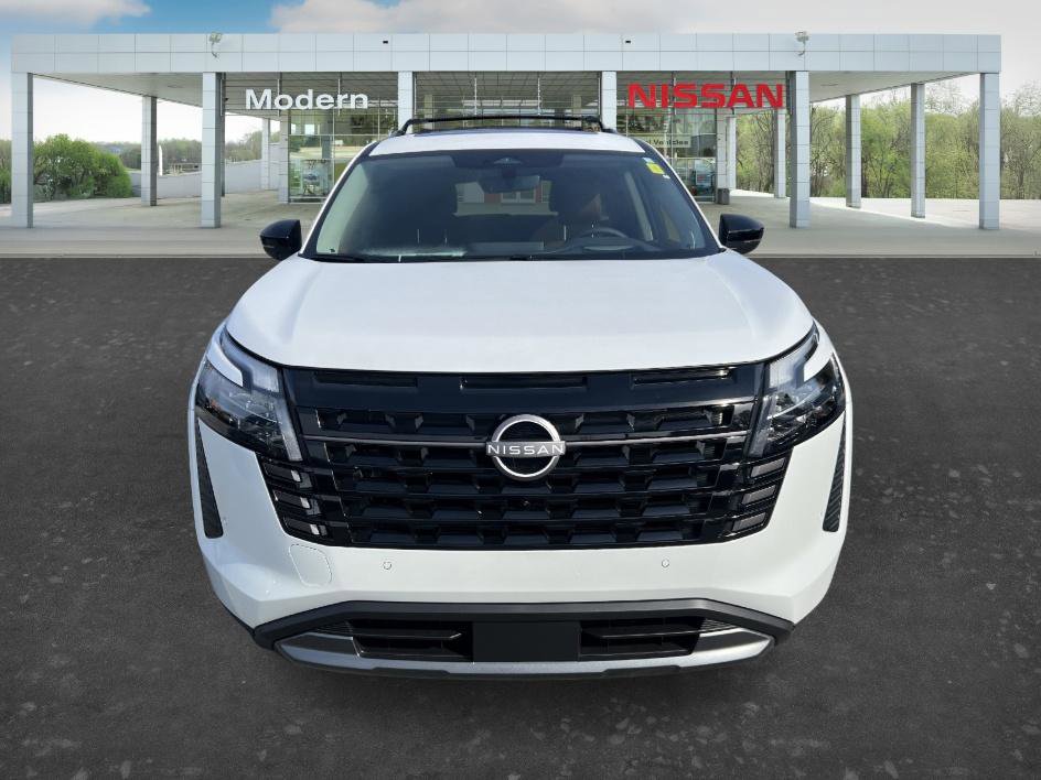 New 2026 Nissan Pathfinder Platinum image 8