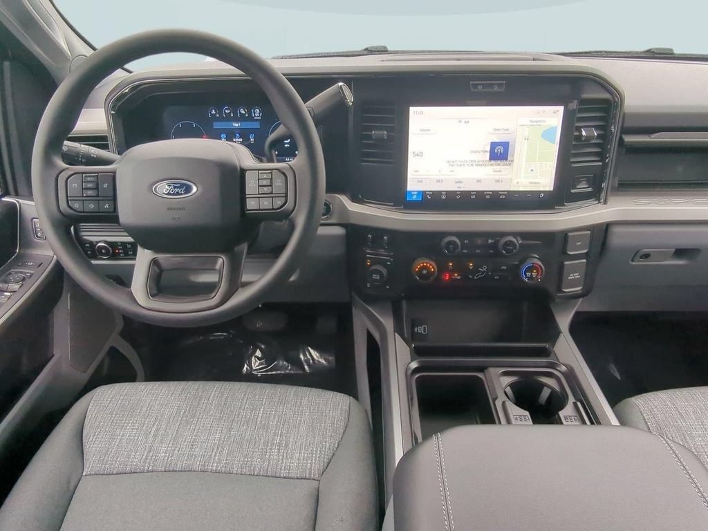 New 2026 Ford F250 XLT w/ XLT Premium Package AWD/4WD image 23
