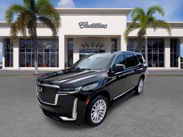 Certified 2024 Cadillac Escalade Luxury RWD image 1