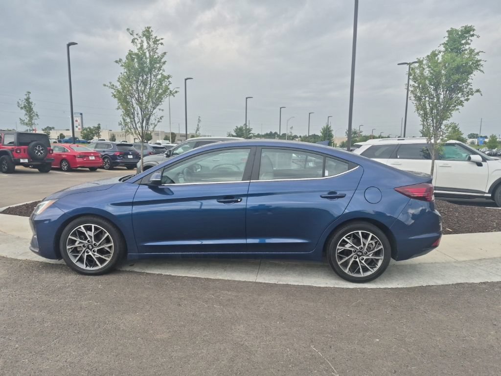 Used 2020 Hyundai Elantra Limited w/ Ultimate Package 03 FWD image 3