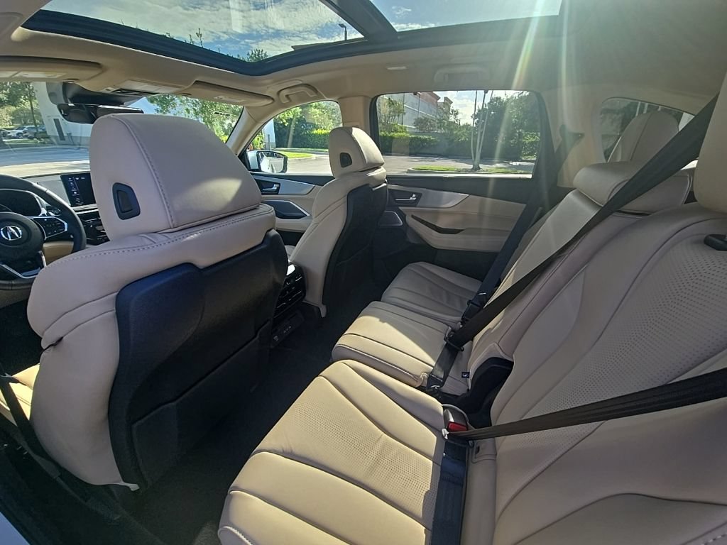 New 2026 Acura MDX w/ Technology Package FWD image 31