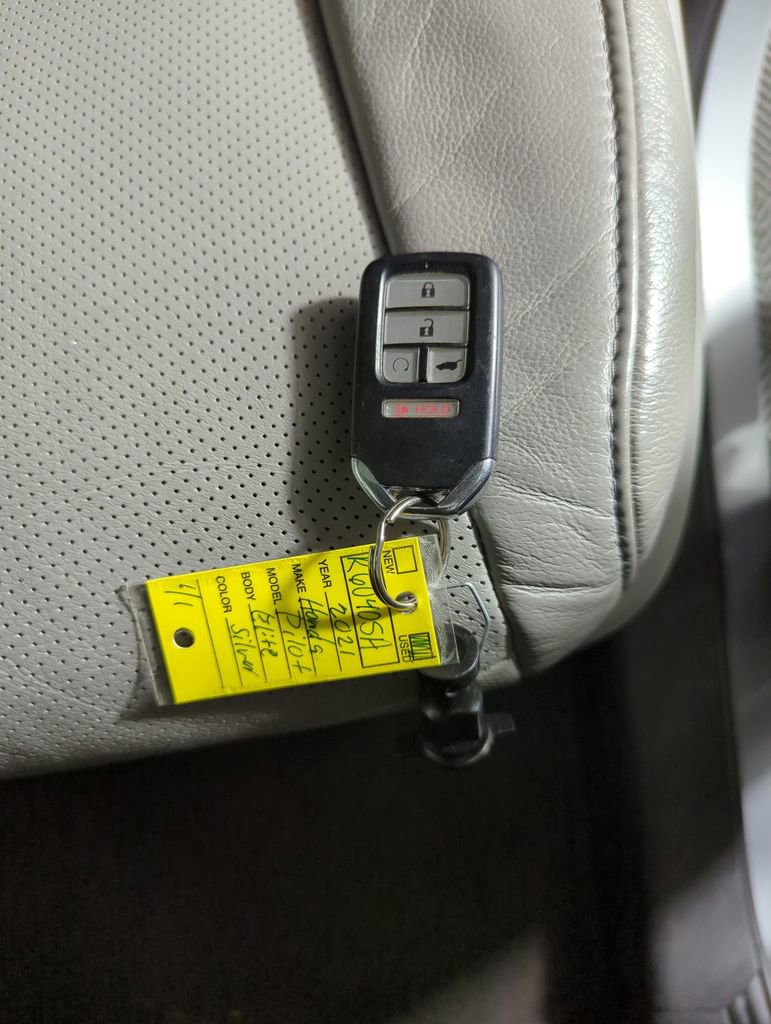 Used 2021 Honda Pilot Elite image 23