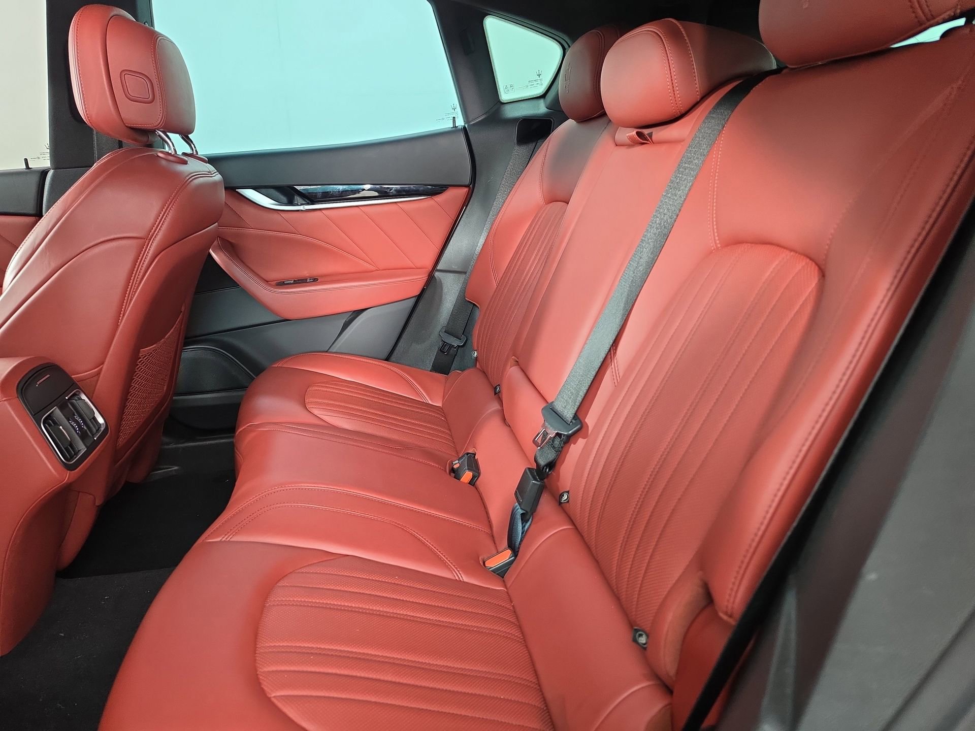 Used 2023 Maserati Levante GT AWD/4WD image 10