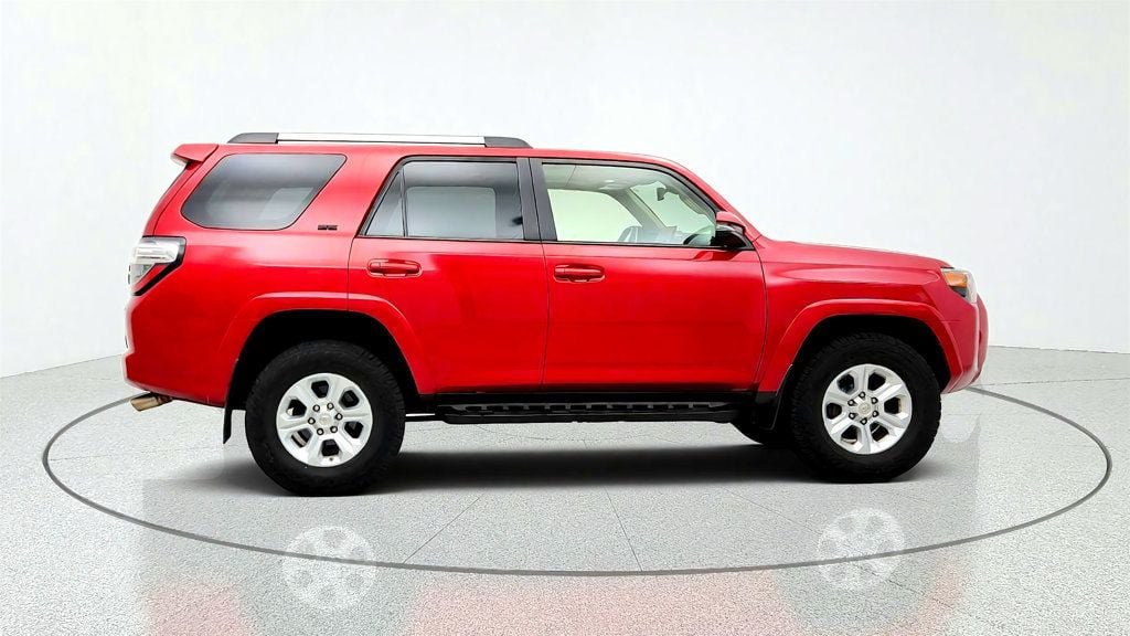 Used 2021 Toyota 4Runner SR5 Premium w/ Moonroof Package AWD/4WD image 4