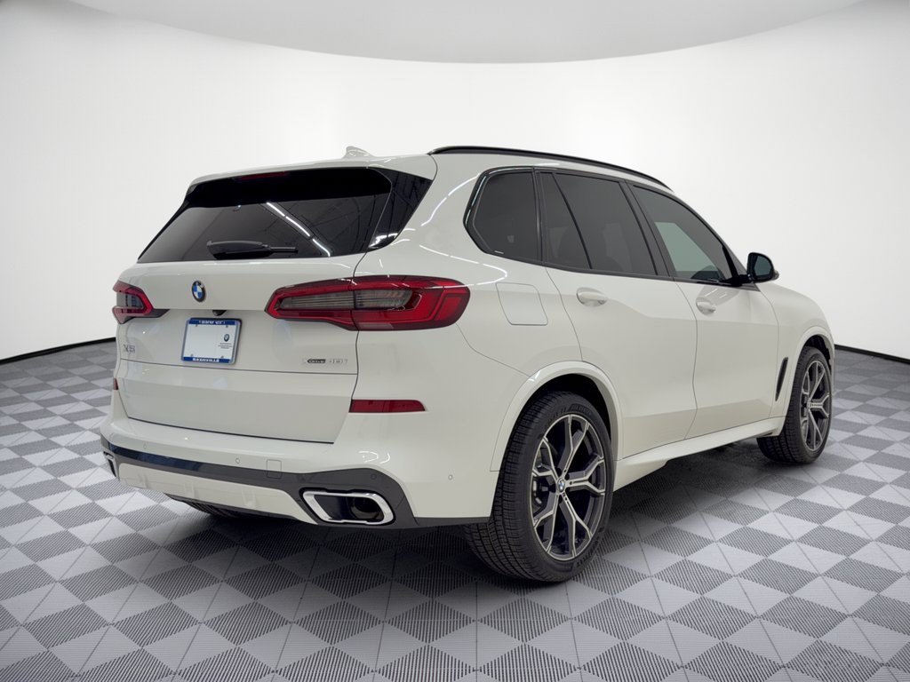 Used 2019 BMW X5 xDrive40i w/ M Sport Package AWD/4WD image 9