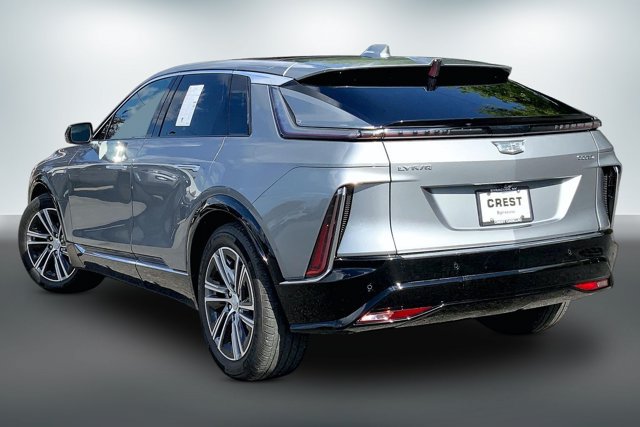 Used 2024 Cadillac Lyriq Luxury AWD/4WD image 10