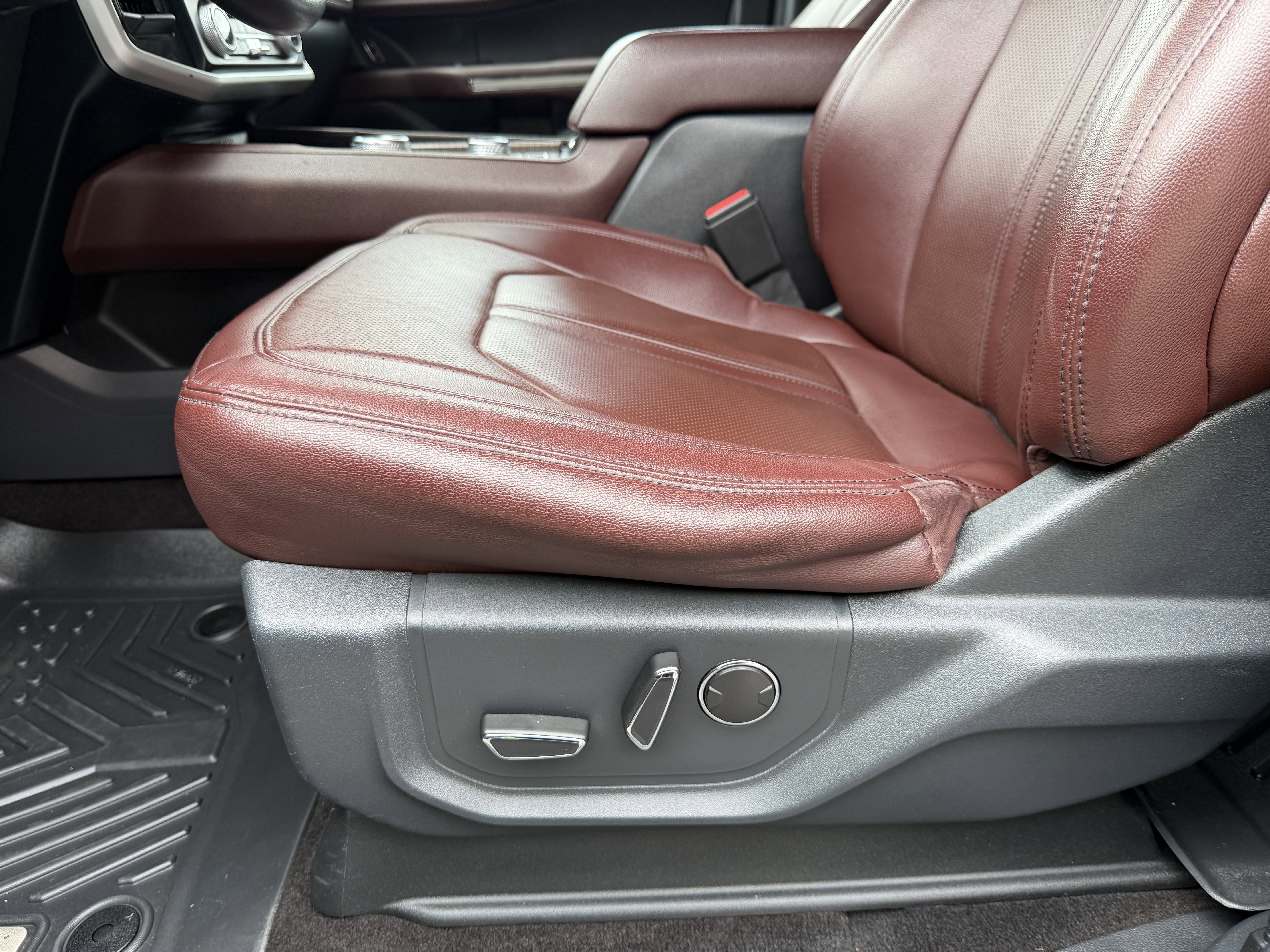 Certified 2022 Ford Expedition Limited AWD/4WD image 29