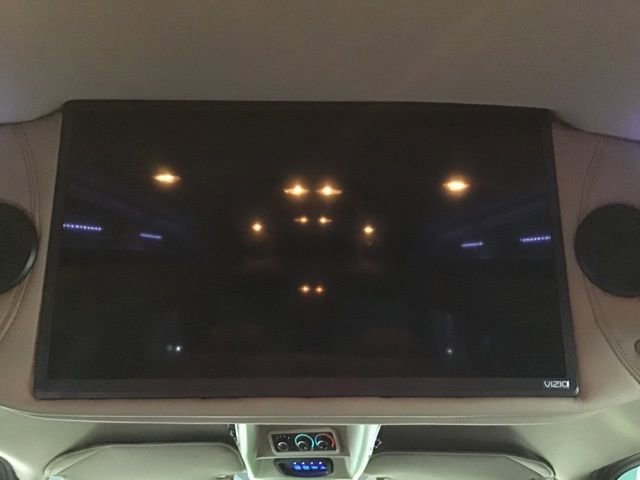 Used 2023 Chevrolet Express 2500 image 47