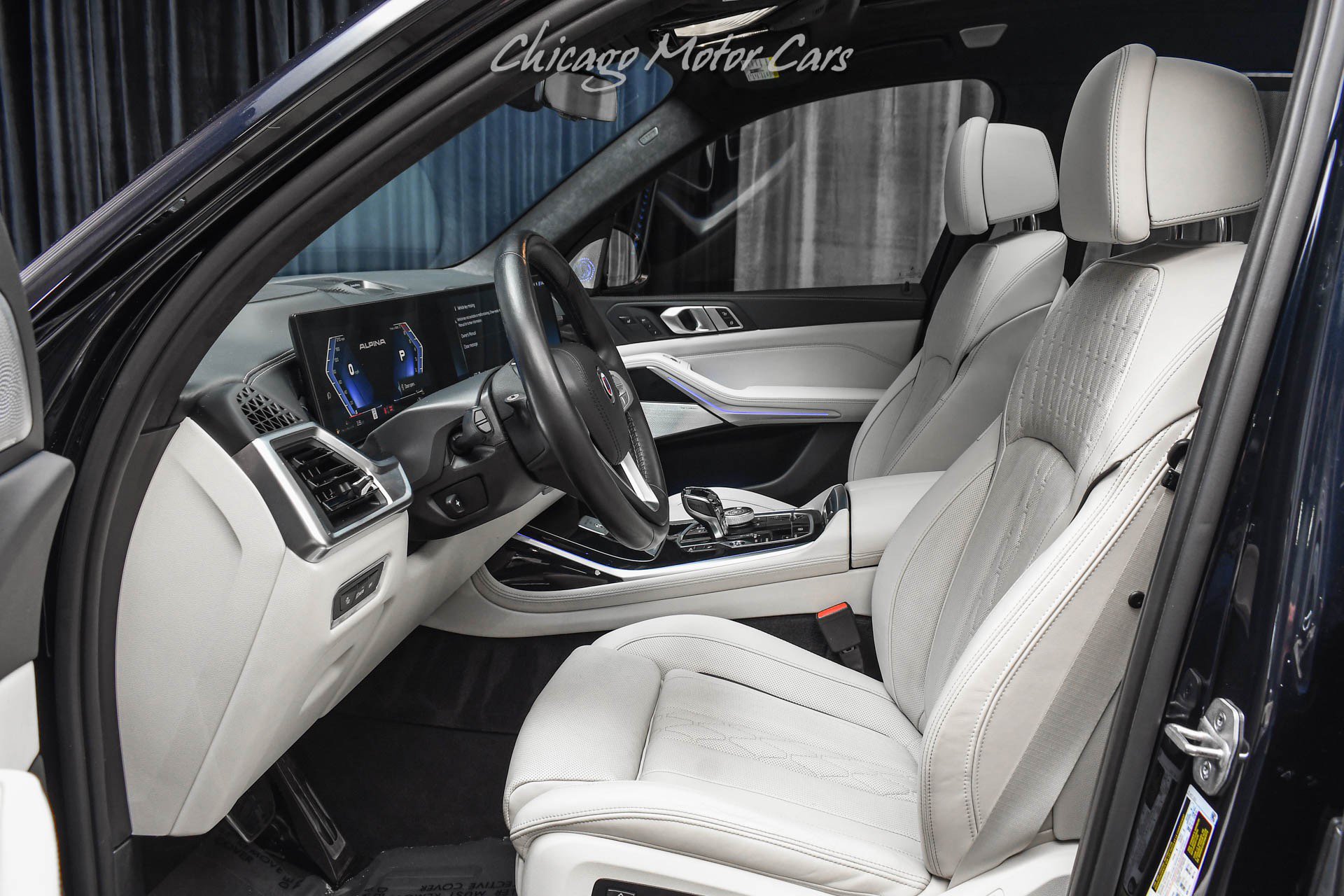 Used 2024 BMW ALPINA XB7 AWD/4WD image 27