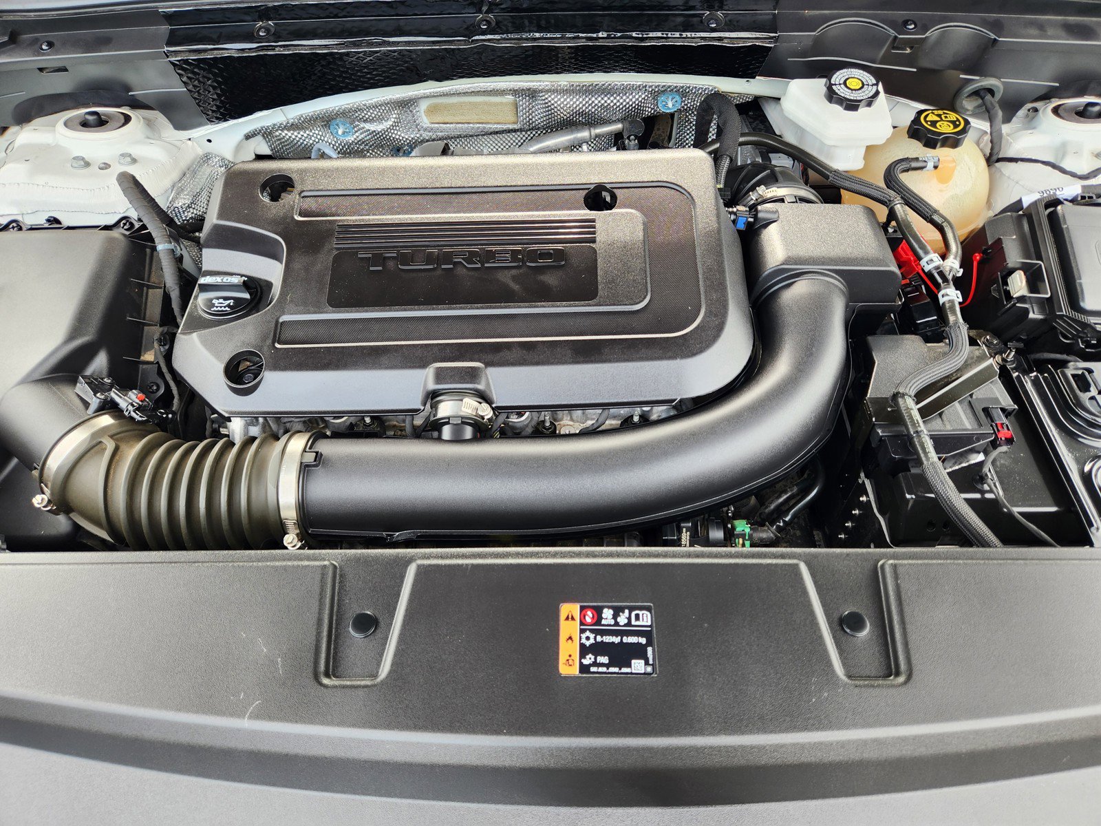 Used 2022 Buick Envision Essence w/ Technology Package I FWD image 25