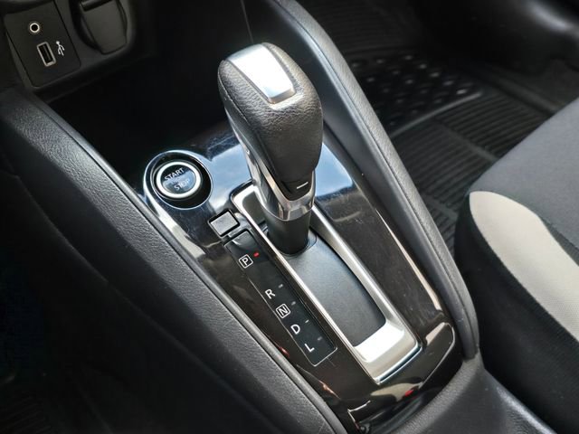 Used 2021 Nissan Versa SV image 28