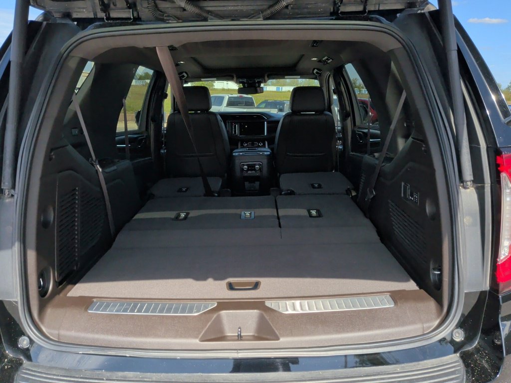 Used 2022 GMC Yukon Denali AWD/4WD image 46
