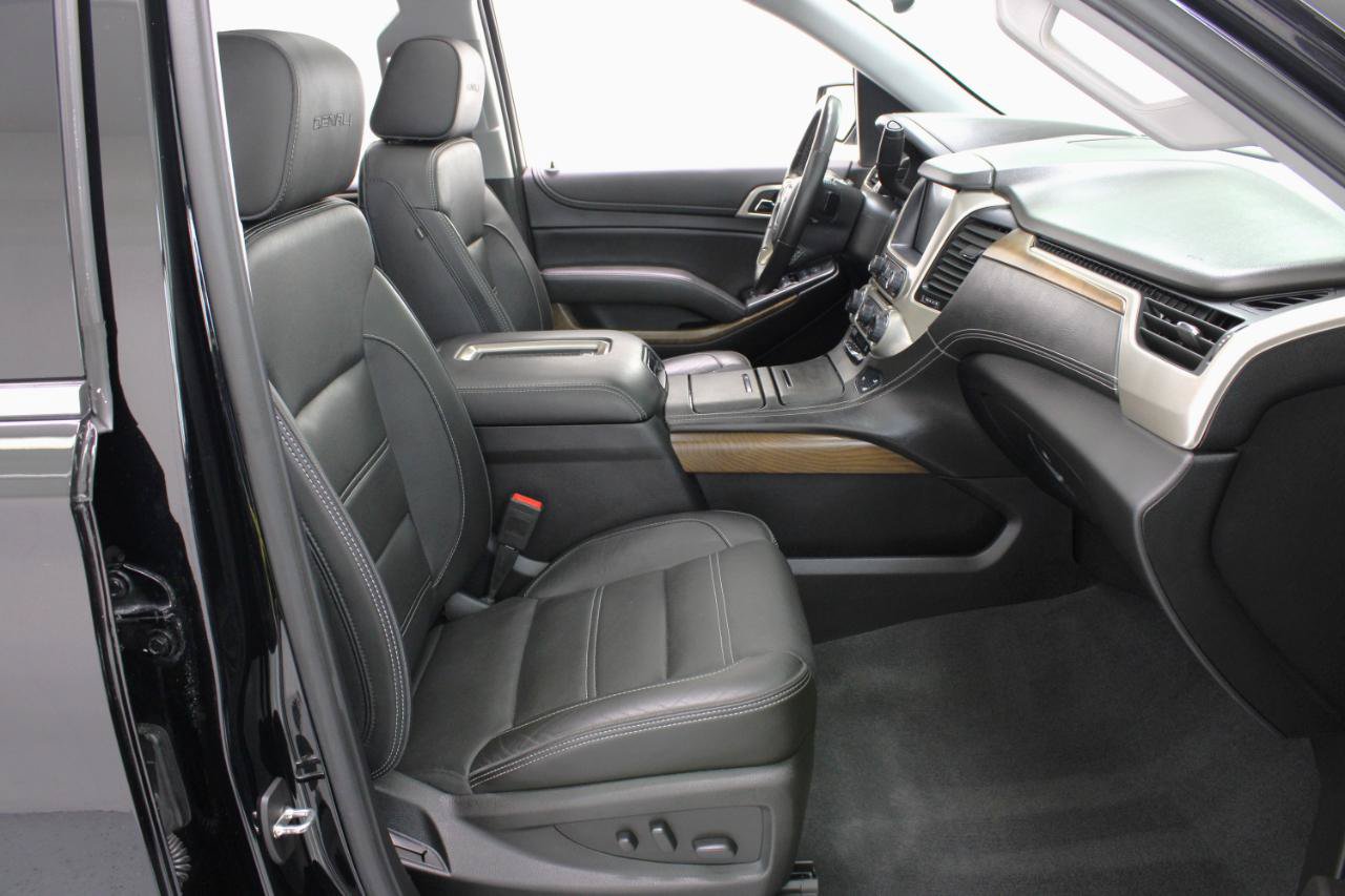 Used 2020 GMC Yukon Denali w/ Denali Premium Package AWD/4WD image 50