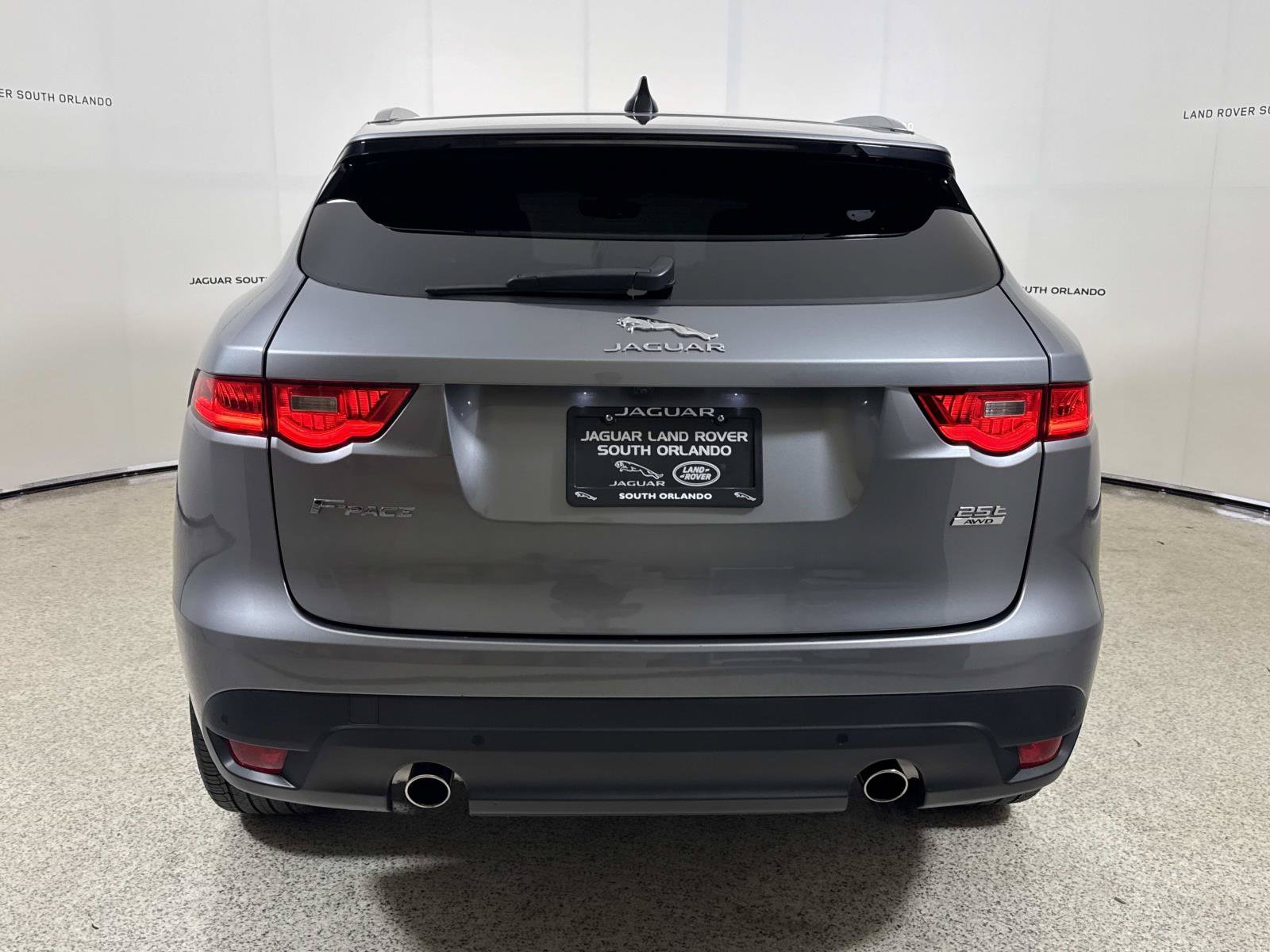Used 2020 Jaguar F-PACE R-Sport AWD/4WD image 4