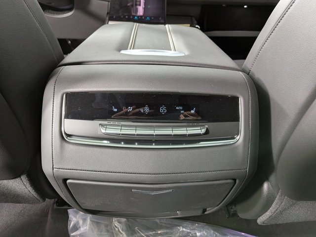 New 2026 Cadillac Escalade Luxury w/ Touring Package image 30