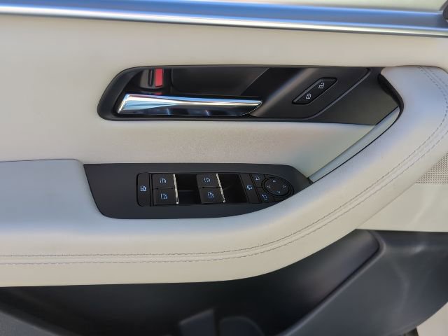 Used 2024 MAZDA CX-90 Plug-In Hybrid w/ Premium Plus image 18