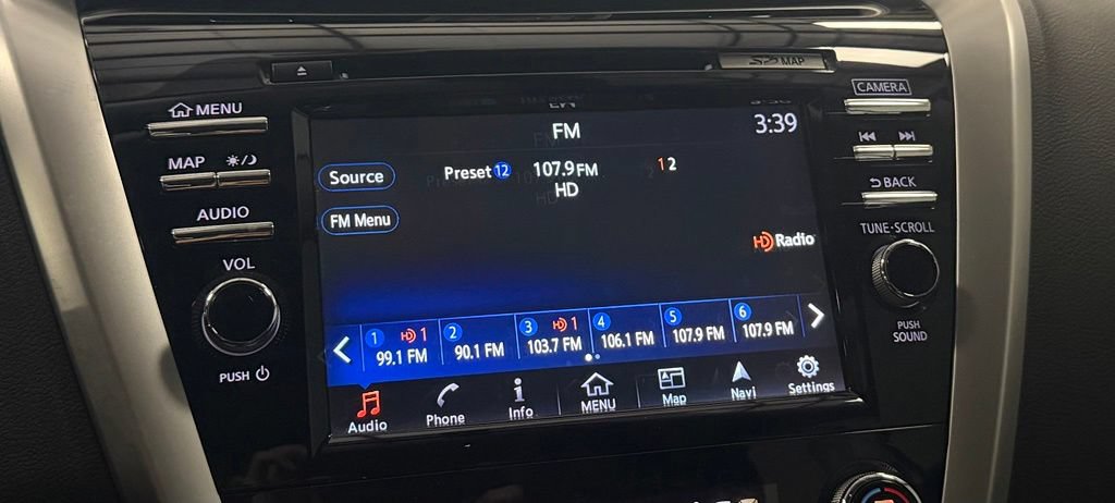 Used 2018 Nissan Murano SV AWD/4WD image 18