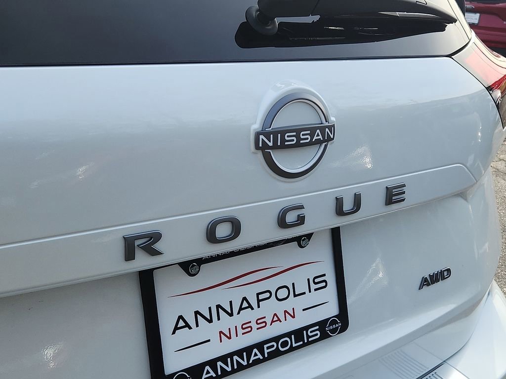 New 2026 Nissan Rogue SV w/ Cold Weather Package AWD/4WD image 11