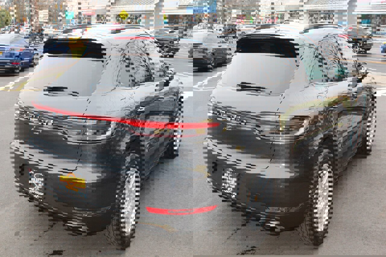 Used 2019 Porsche Macan image 3