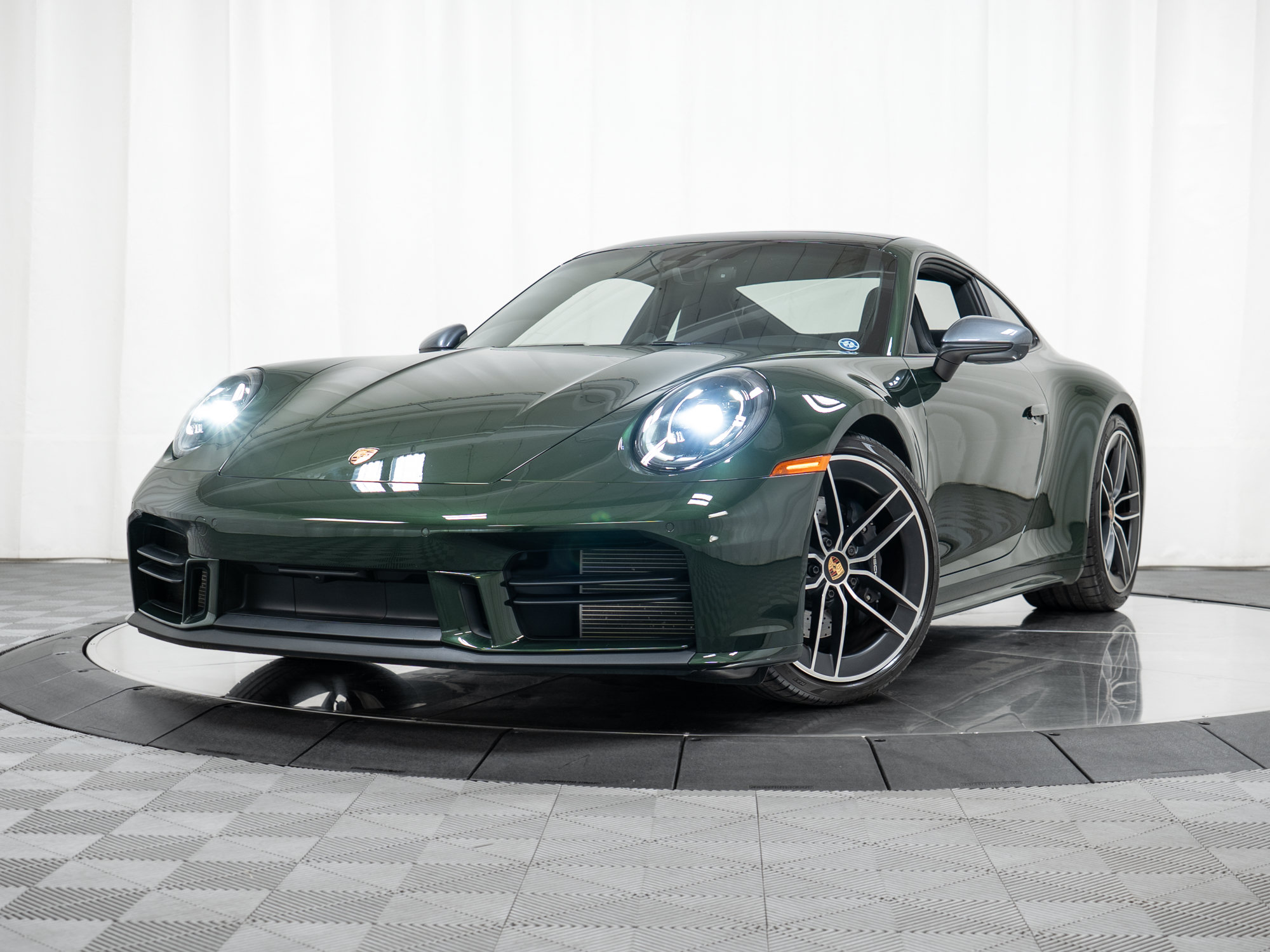 Certified 2026 Porsche 911 Carrera T RWD image 36