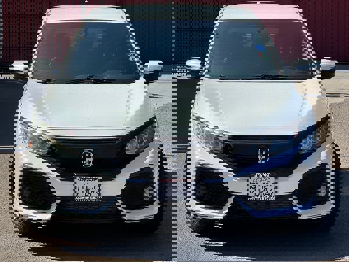 Used 2018 Honda Civic Sport image 4