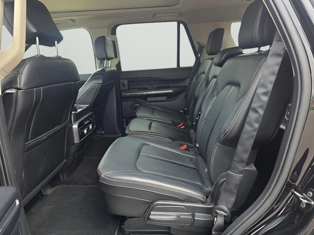 Used 2019 Ford Expedition Platinum image 29
