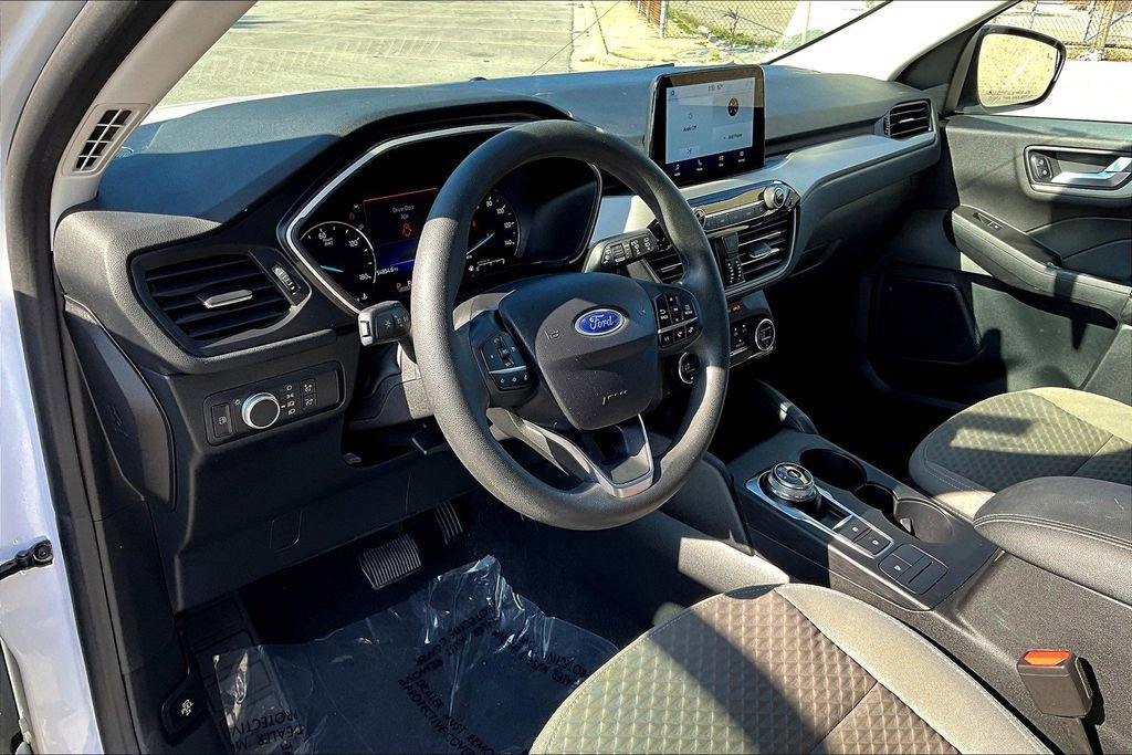 Certified 2021 Ford Escape SE image 13
