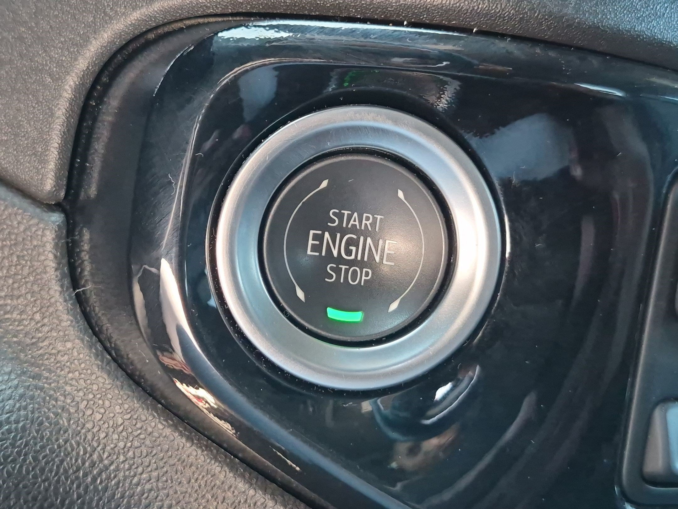 Used 2025 GMC Sierra 1500 SLT AWD/4WD image 28