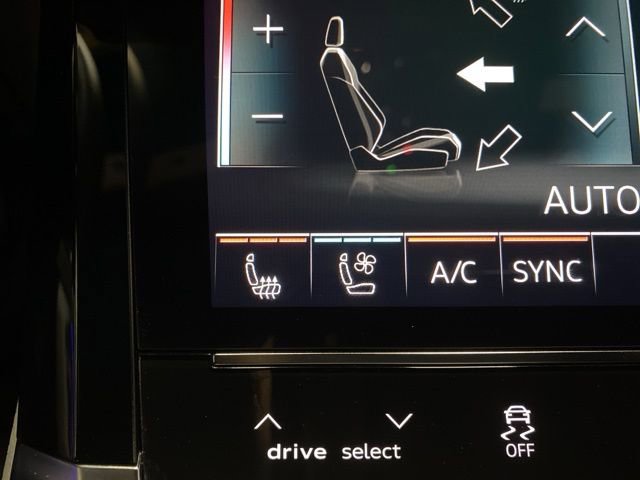 Used 2024 Audi Q8 e-tron Prestige w/ Prestige Package image 58