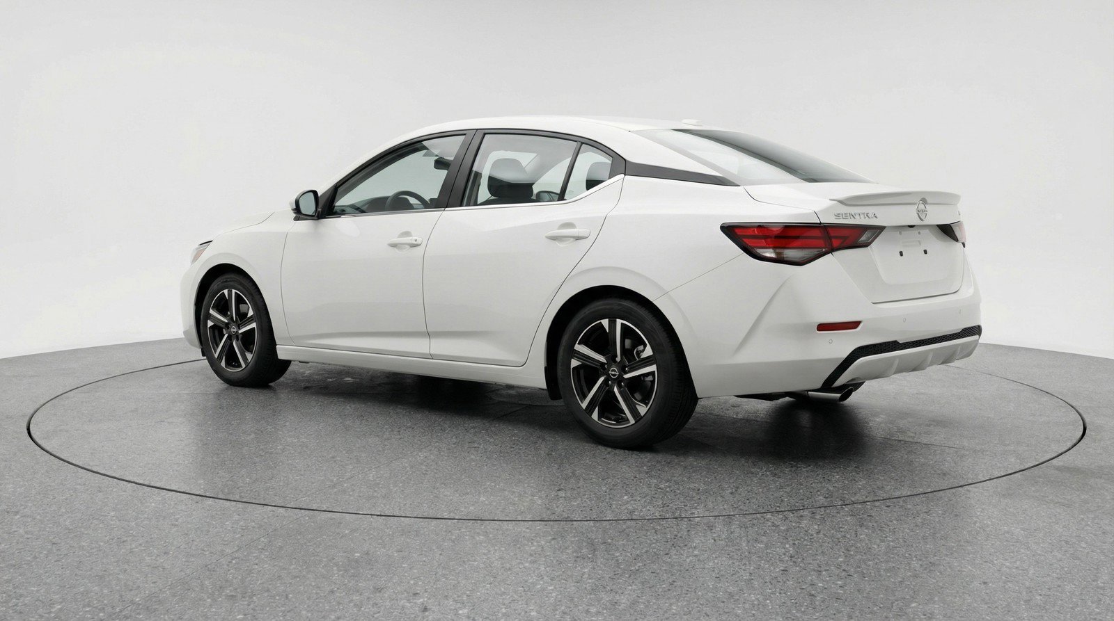 Used 2025 Nissan Sentra SV image 6