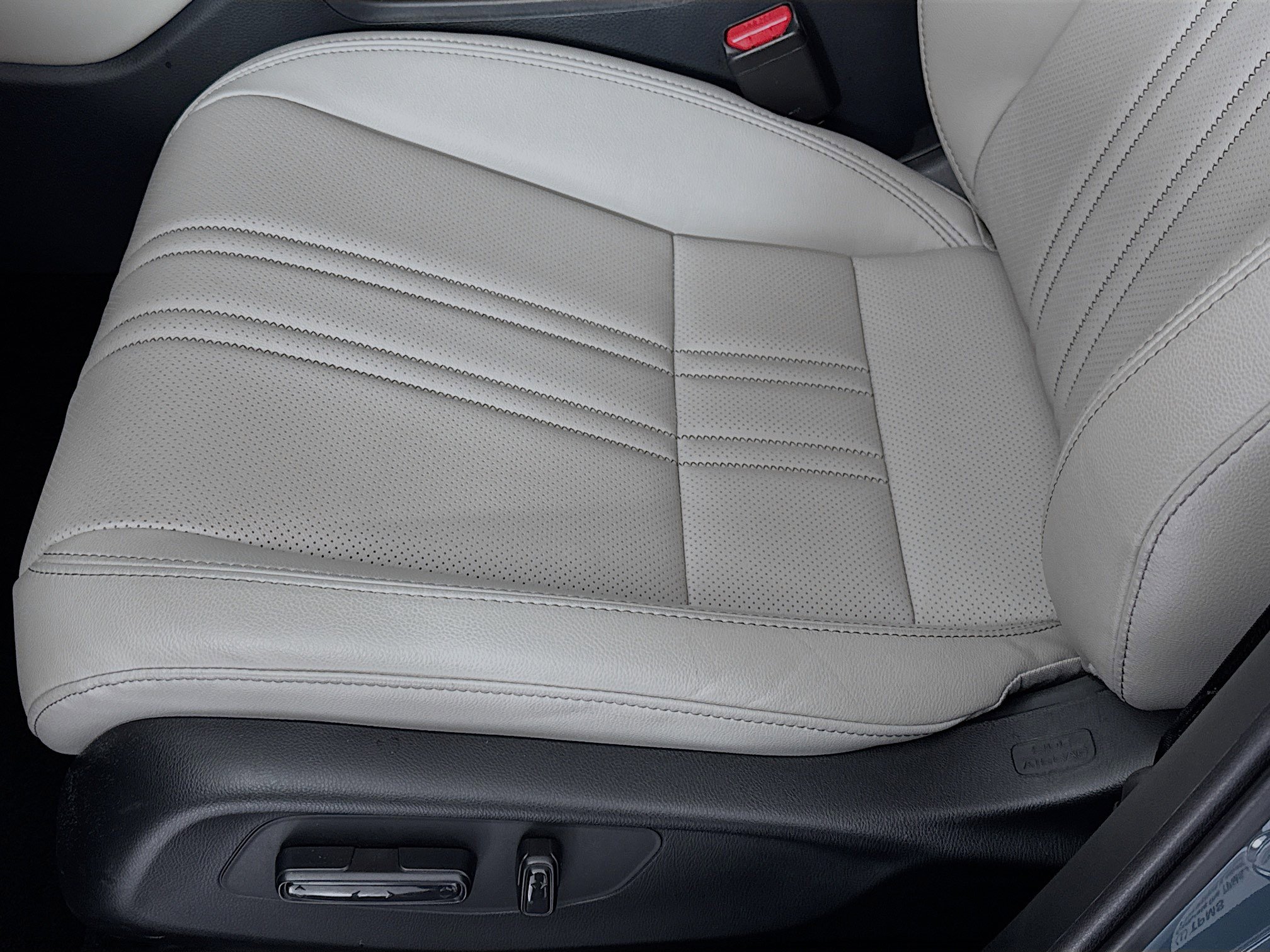 Certified 2026 Honda HR-V EX-L image 18