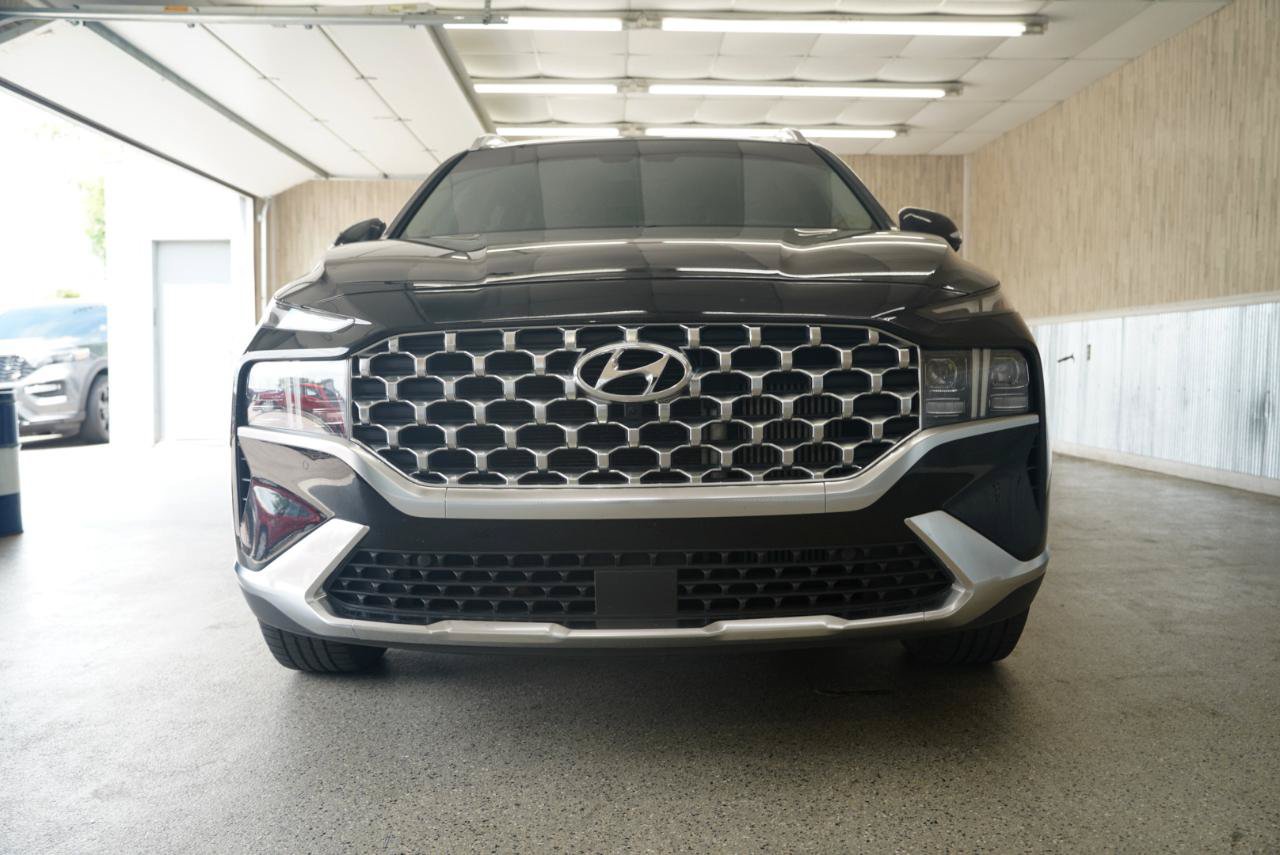 Used 2023 Hyundai Santa Fe Limited FWD image 2